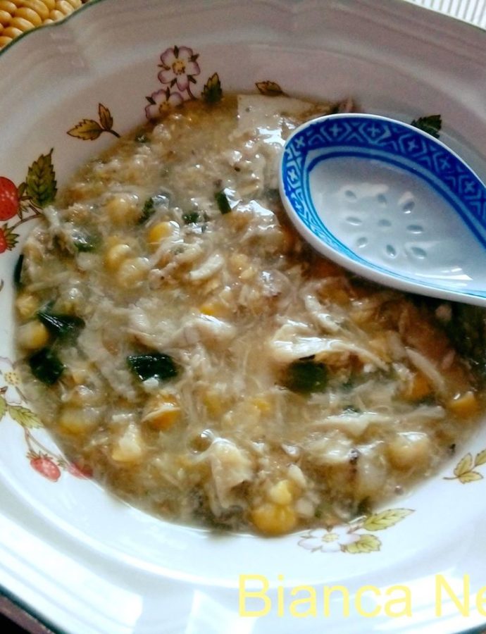 Κοτόσουπα με καλαμπόκι (κινέζικη συνταγή)