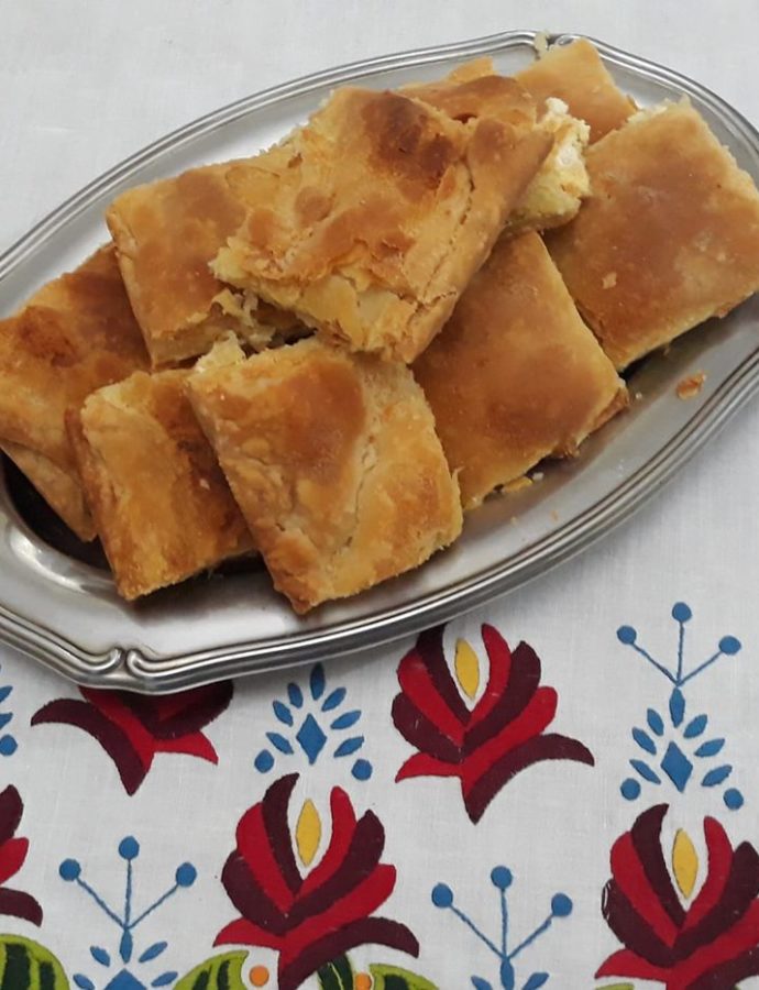 Τυρόπιτα με σπιτικό φύλλο