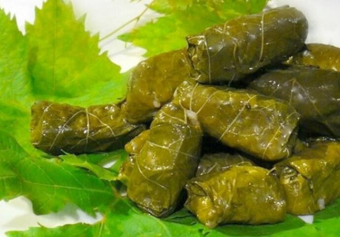 Γιαπράκια της Ρόδου (ντολμαδάκια με κιμά)
