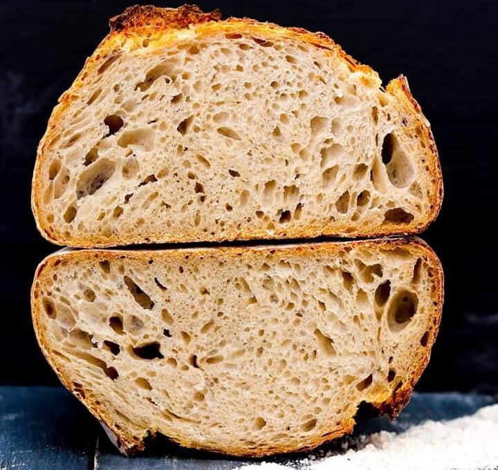 Ψωμί σπιτικό με επαγγελματικές οδηγίες για σωστή ζύμη