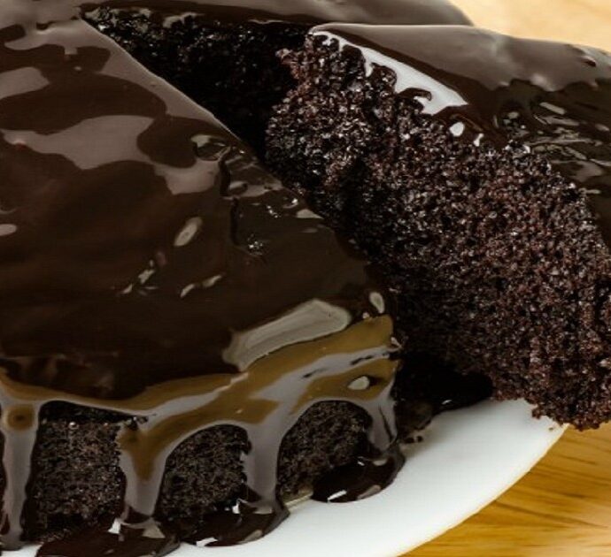 Σοκολατόπιτα (νηστίσιμη)